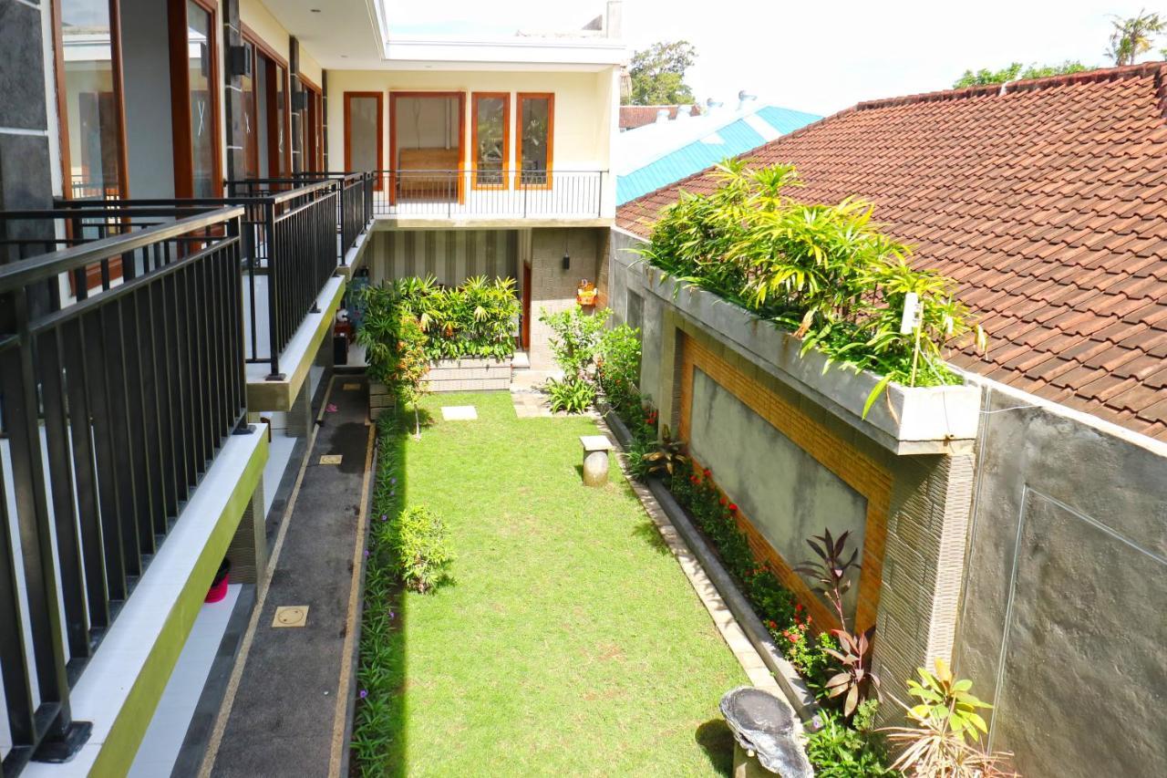 Hotel Gempita House Bali Legian Exterior foto