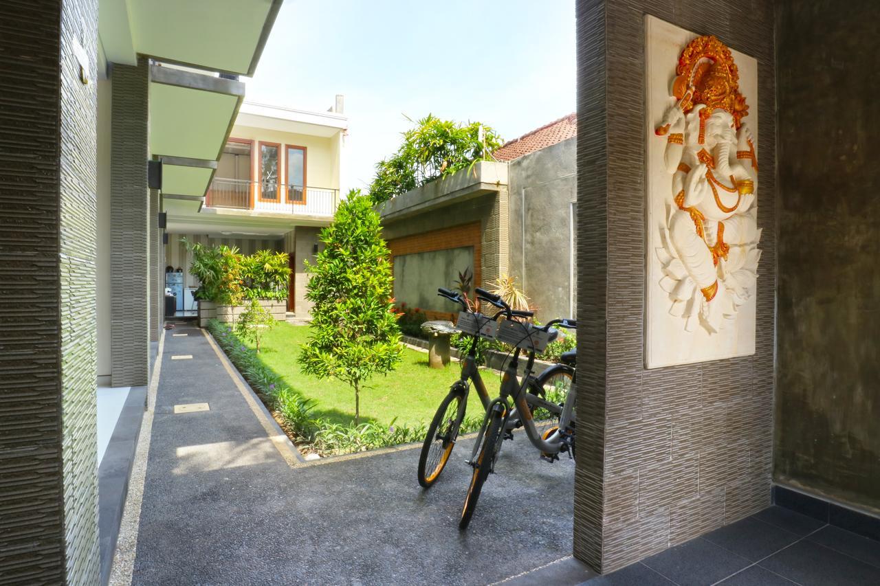 Hotel Gempita House Bali Legian Exterior foto